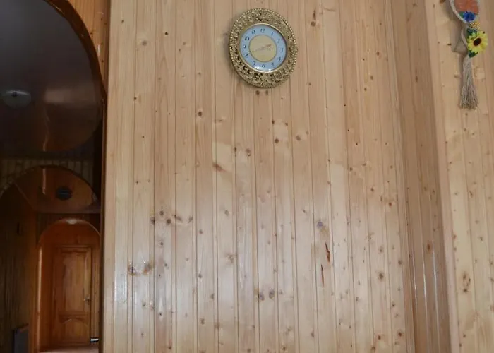 Konukevi карпатський дуб *