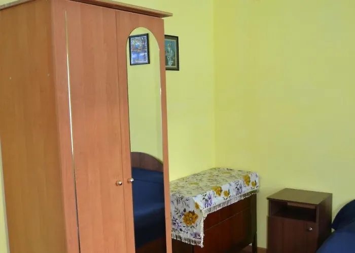 Konukevi карпатський дуб *